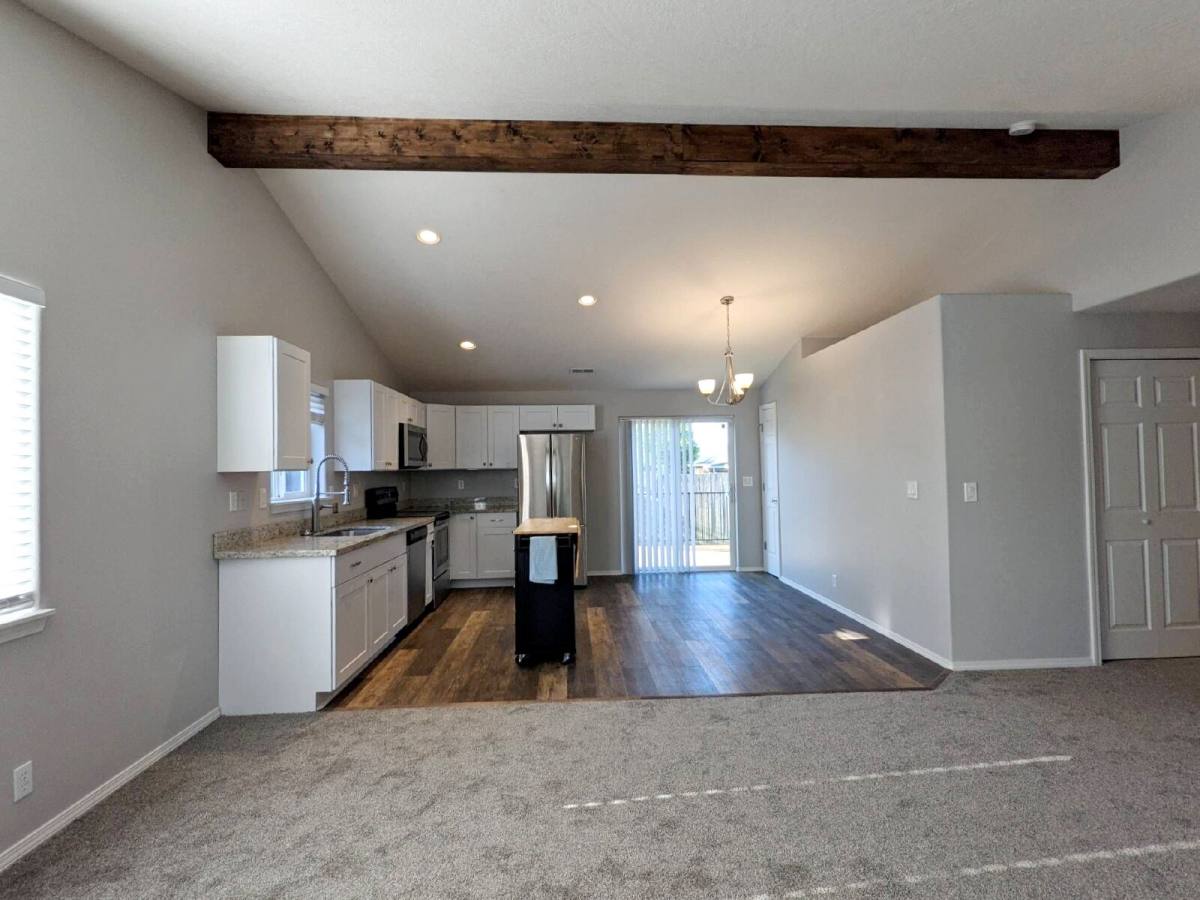 House for rent at 6025 Orchid Lane, Springfield, OR 97478