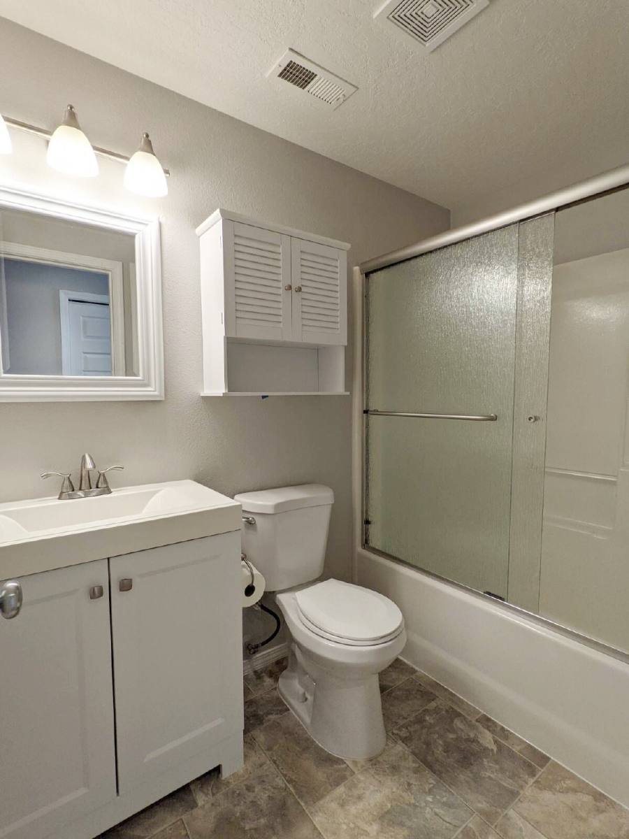 House for rent at 6025 Orchid Lane, Springfield, OR 97478