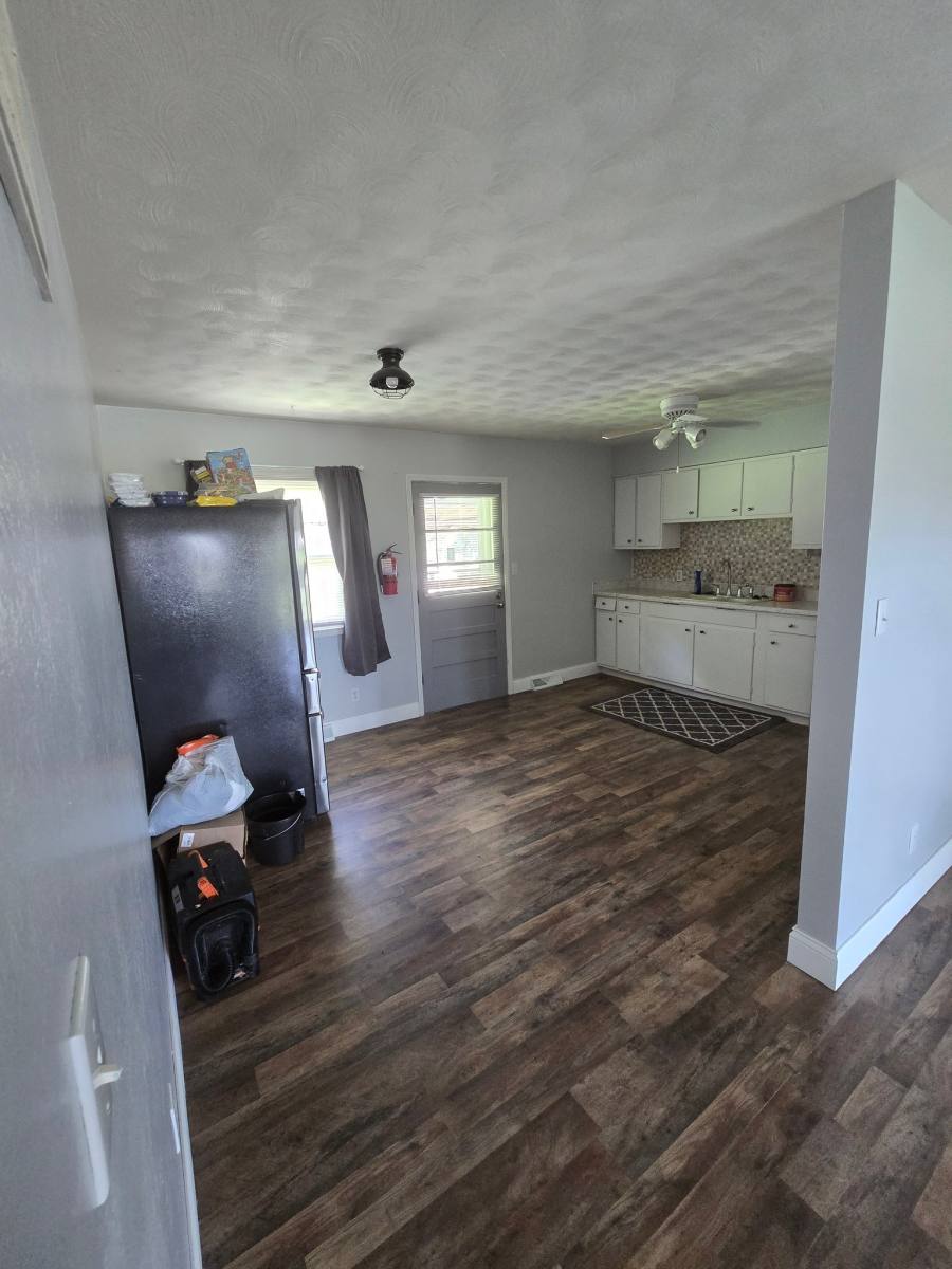 Apartment for rent at 715 W Broadway St #A, Sparta, IL 62286