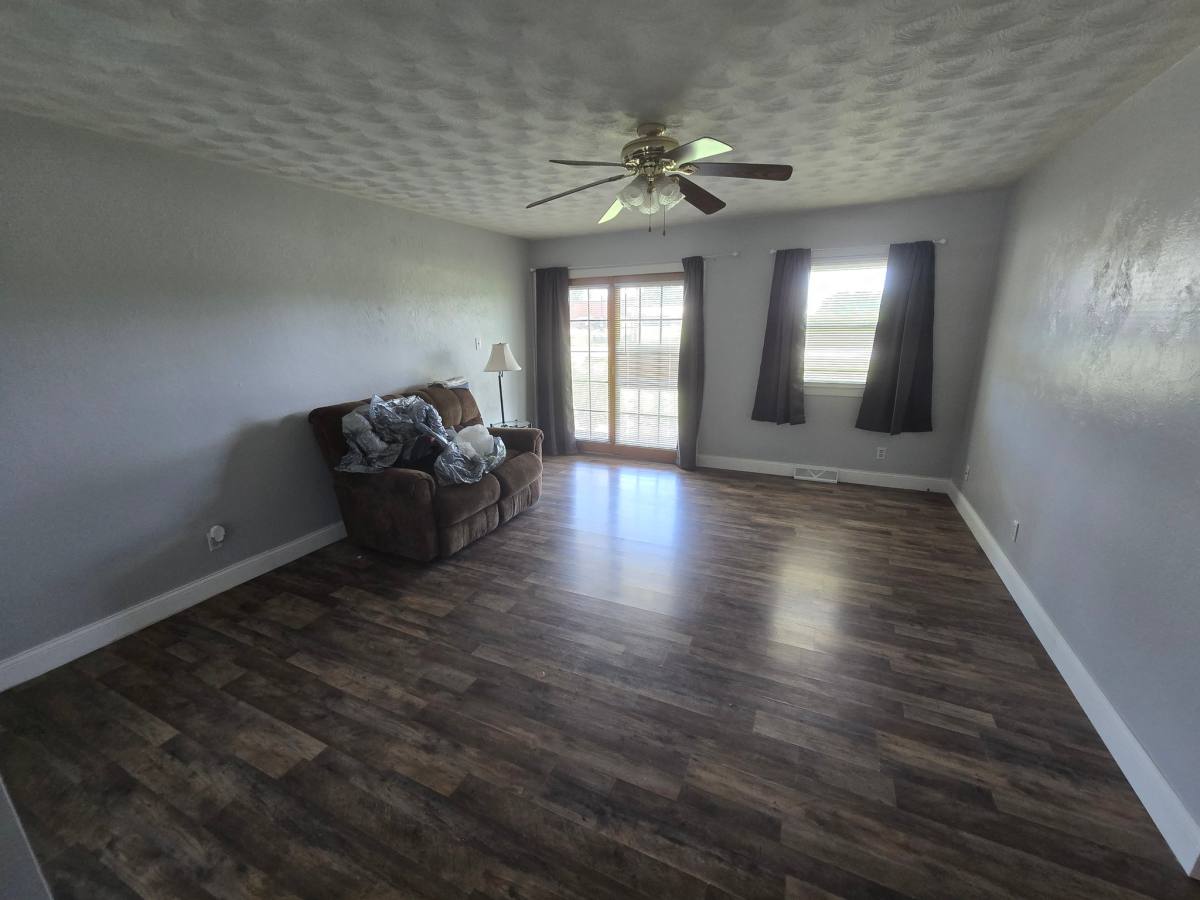 Apartment for rent at 715 W Broadway St #A, Sparta, IL 62286