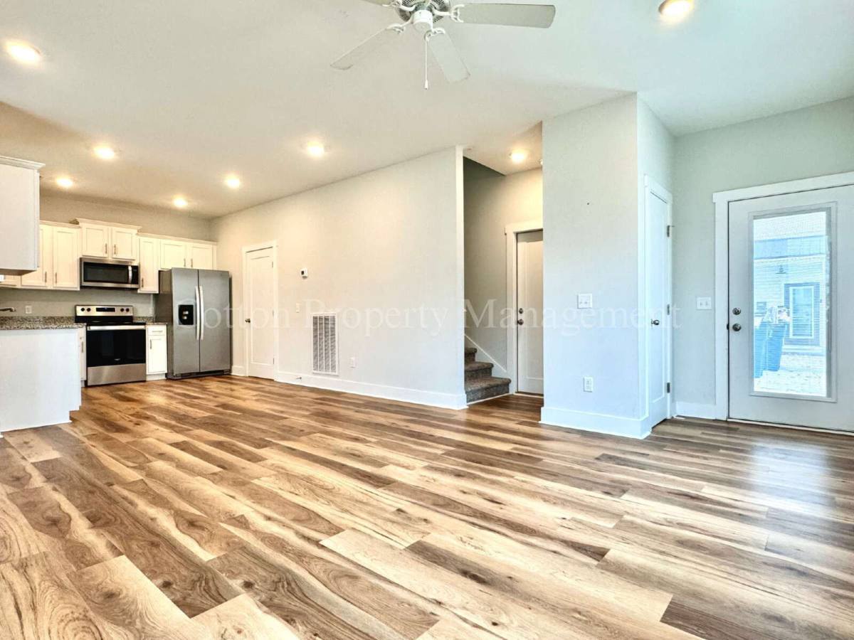 Townhouse for rent at 2852 Worth Dr #D, Wilmington, NC 28412