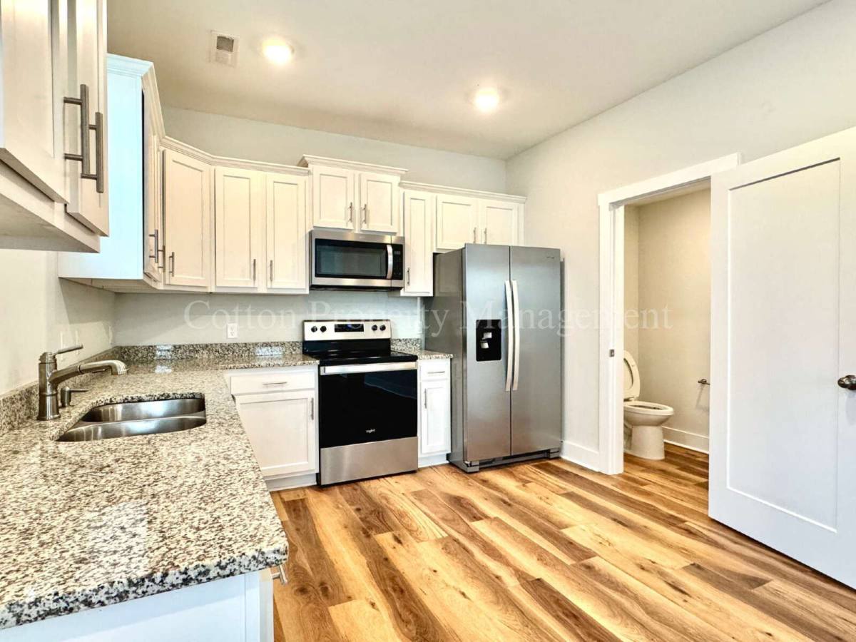 Townhouse for rent at 2852 Worth Dr #D, Wilmington, NC 28412