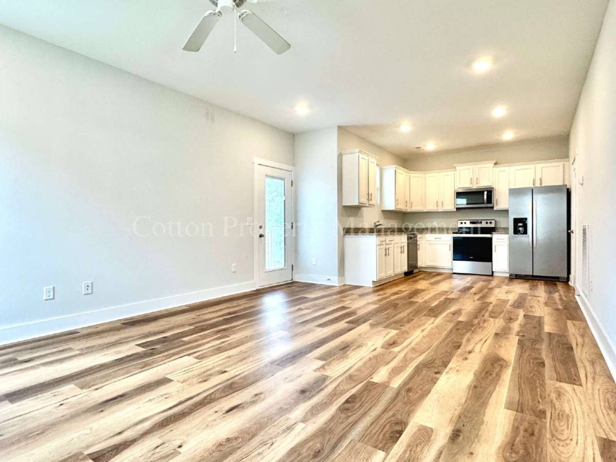 Townhouse for rent at 2852 Worth Dr #D, Wilmington, NC 28412