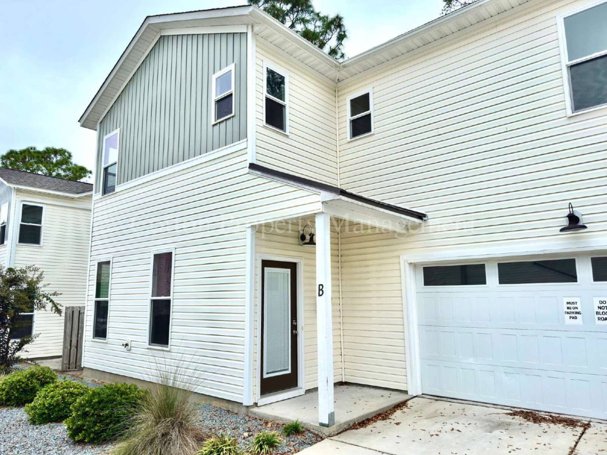 Townhouse for rent at 2852 Worth Dr #D, Wilmington, NC 28412