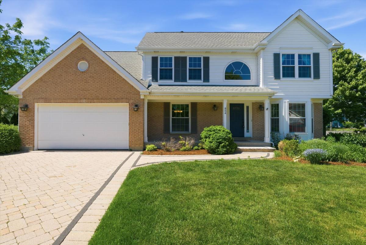 House for rent at 854 Deep Woods Court, Grayslake, IL 60030