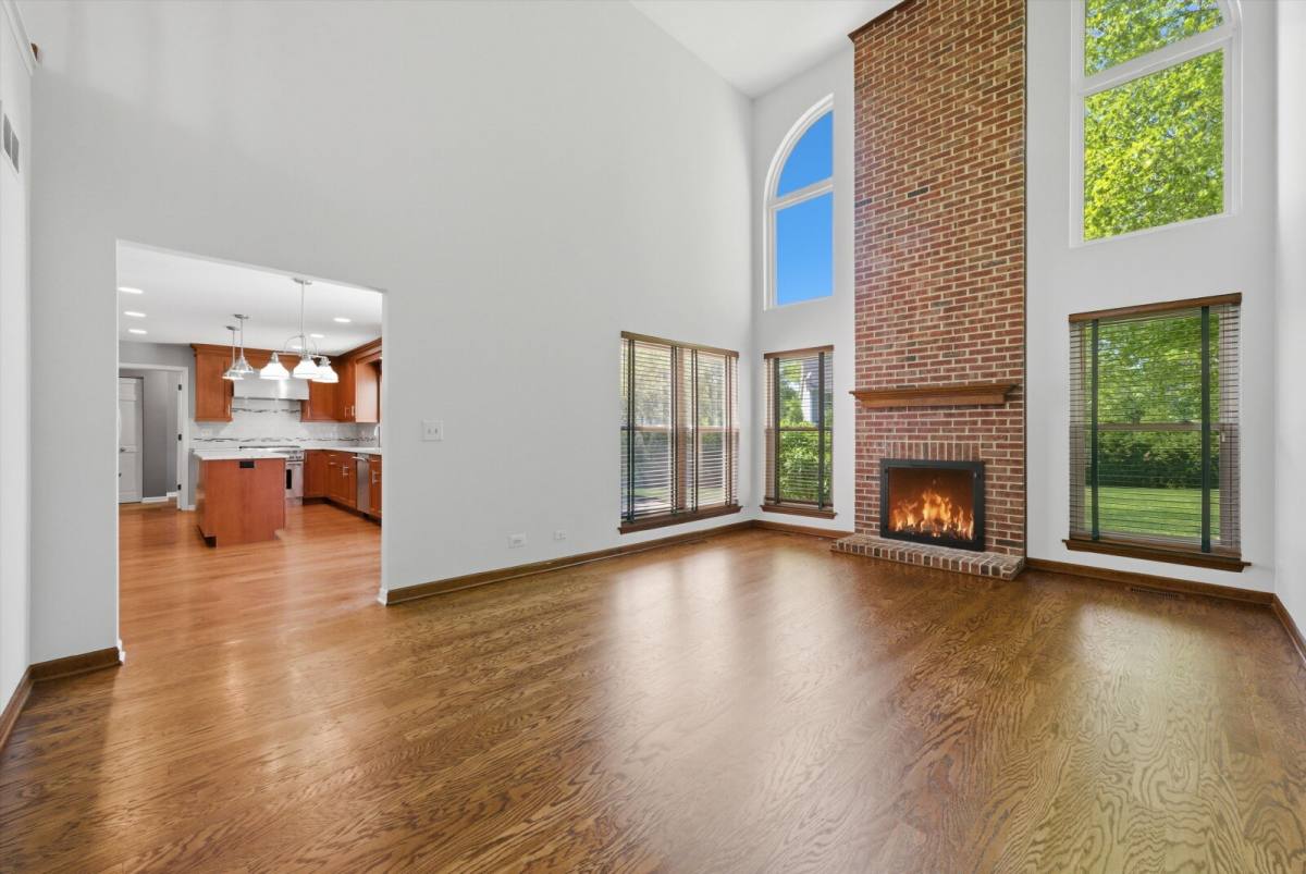 House for rent at 854 Deep Woods Court, Grayslake, IL 60030