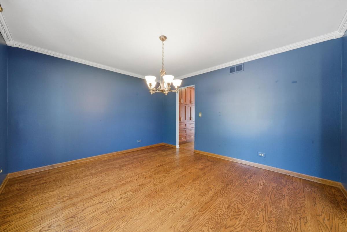 House for rent at 854 Deep Woods Court, Grayslake, IL 60030