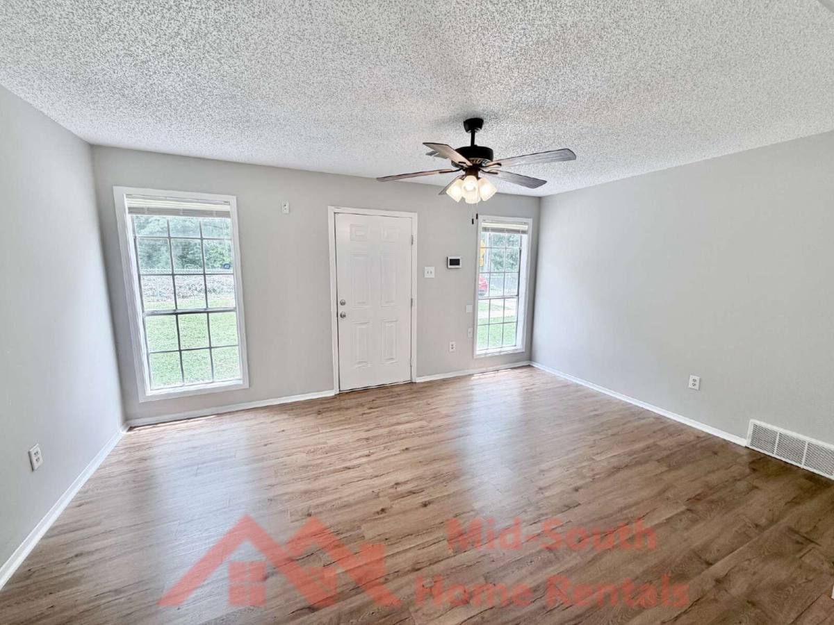 House for rent at 4011 Double Tree Rd, Memphis, TN 38109
