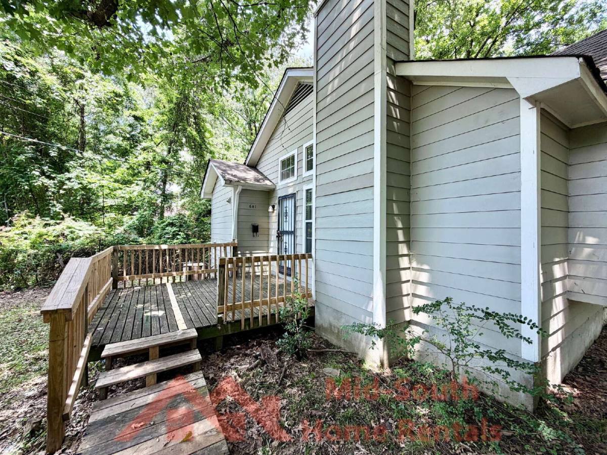 Townhouse for rent at 641 Lagrange Park Cove, Memphis, TN 38111