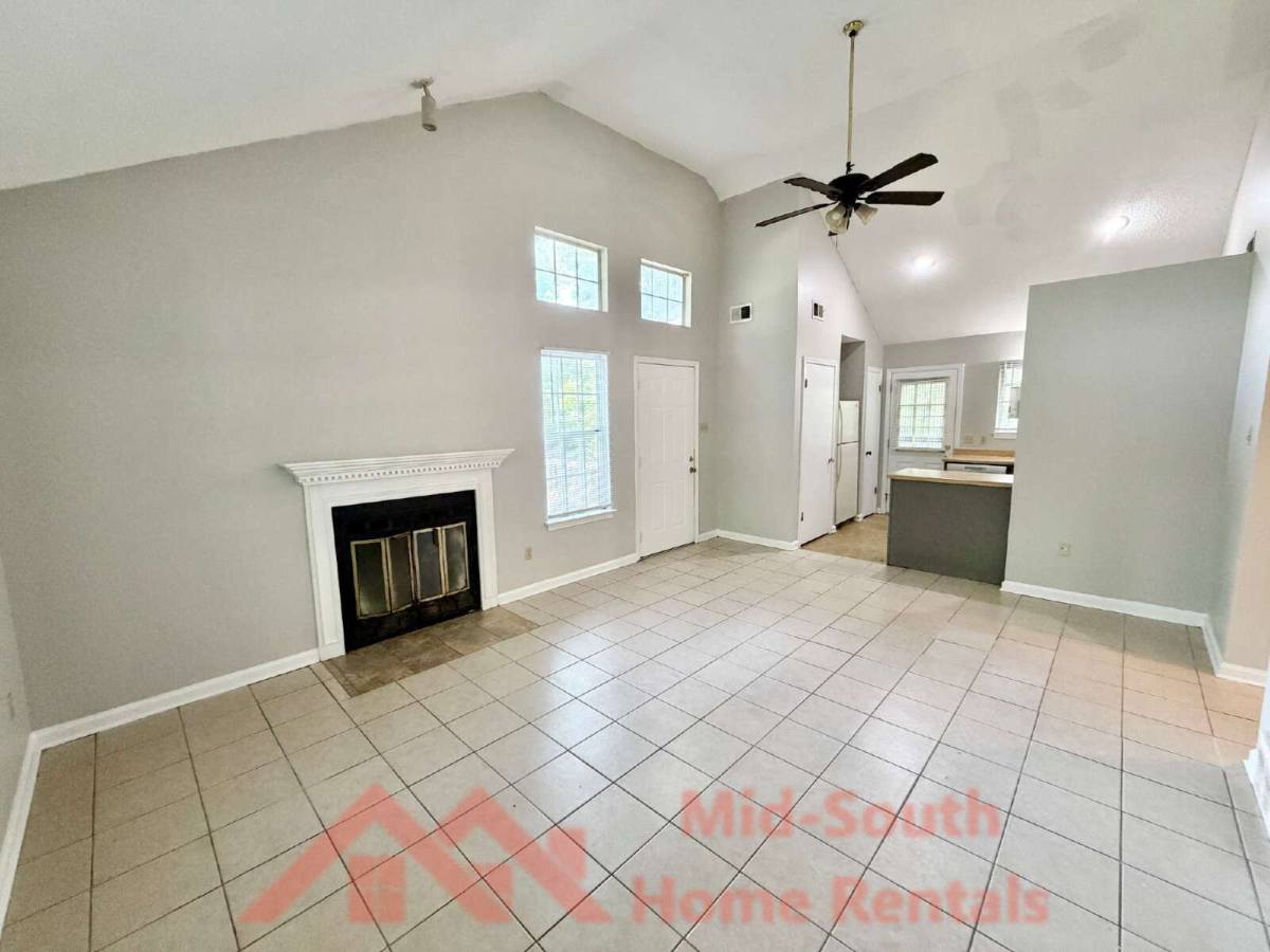 Townhouse for rent at 641 Lagrange Park Cove, Memphis, TN 38111