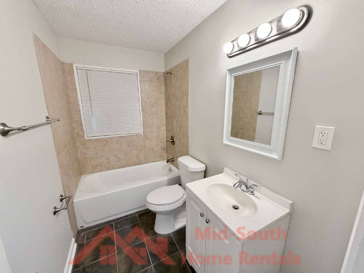 House for rent at 3205 Madewell Dr, Memphis, TN 38127