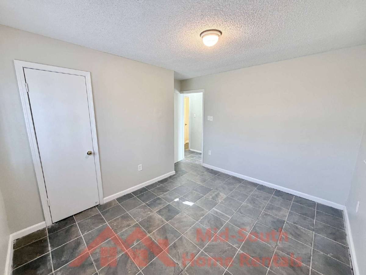 House for rent at 3205 Madewell Dr, Memphis, TN 38127