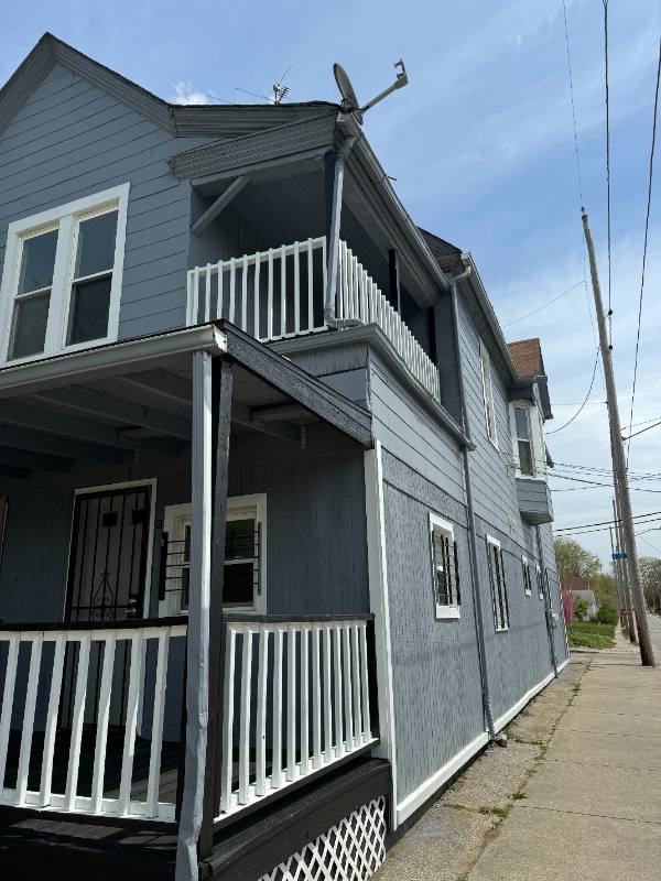 Apartment for rent at 3860 E 72nd St #3, Cleveland, OH 44105