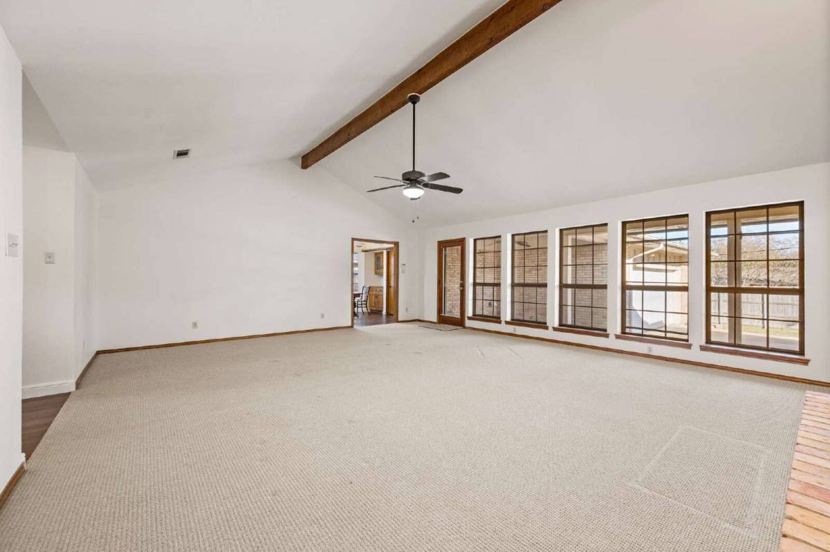 House for rent at 507 Crestview Dr, Grapevine, TX 76051