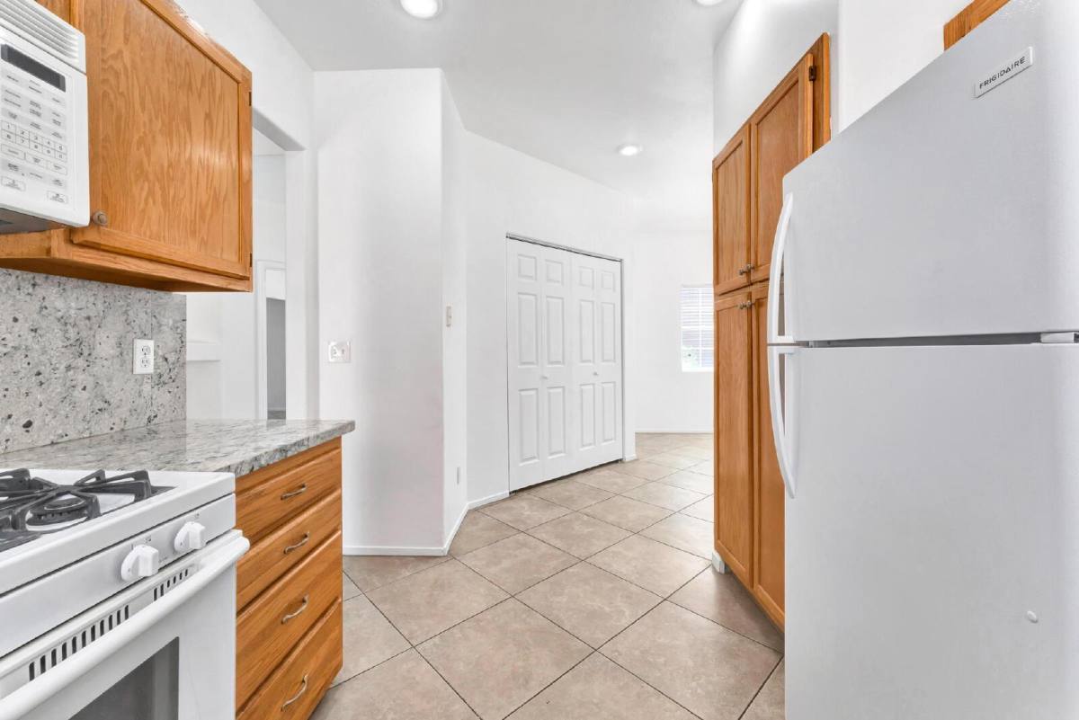 House for rent at 2560 Silver Shadow Dr, Las Vegas, NV 89108