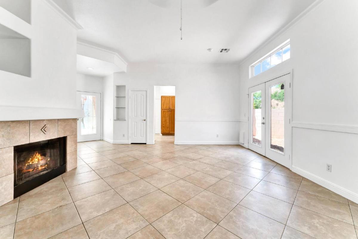 House for rent at 2560 Silver Shadow Dr, Las Vegas, NV 89108
