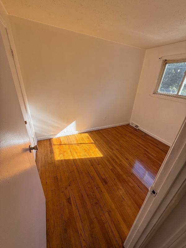 Townhouse for rent at 161 Martin St #8, Hartford, CT 06106
