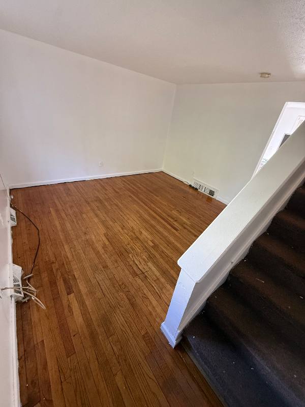 Townhouse for rent at 161 Martin St #8, Hartford, CT 06106