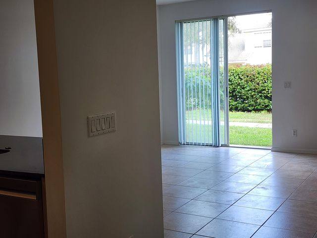 Townhouse for rent at 6909 Blue Skies Dr, Lake Worth, FL 33463