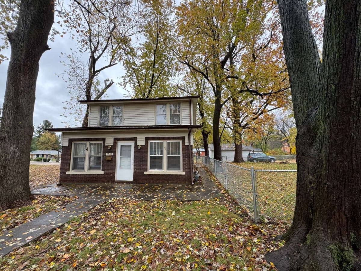 House for rent at 2508 S 14th St, Springfield, IL 62703