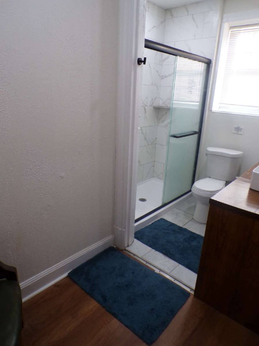 Apartment for rent at 308 E Jacob St Rm #7, Louisville, KY 40203
