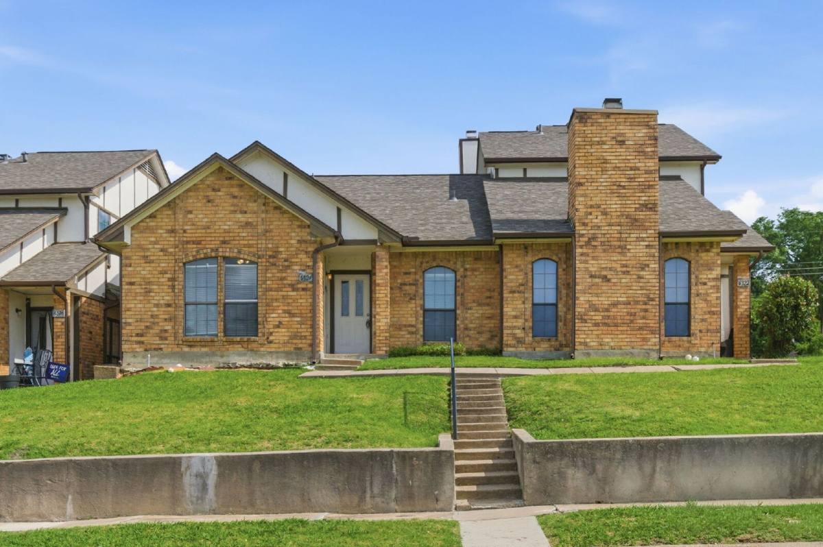 House for rent at 6324 Alissa Dr, Rowlett, TX 75089