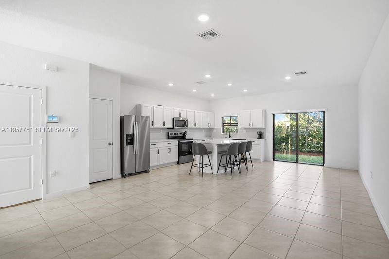Townhouse for rent at 816 NW 3rd Terrace #818, Pompano Beach, FL 33060