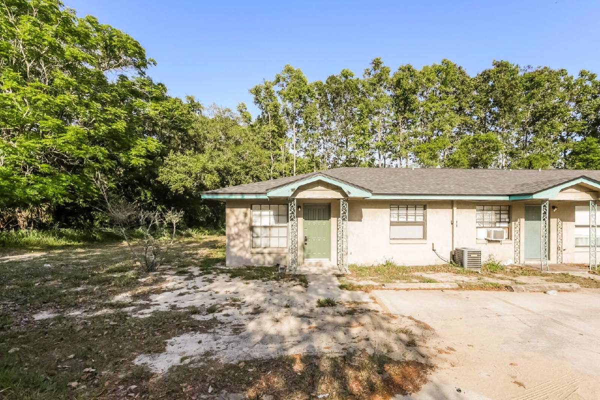 Apartment for rent at 620 Emerald Ave #1, Lake Wales, FL 33853