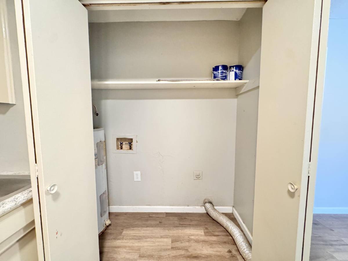 Apartment for rent at 417 Harrodswood Rd #A, Frankfort, KY 40601