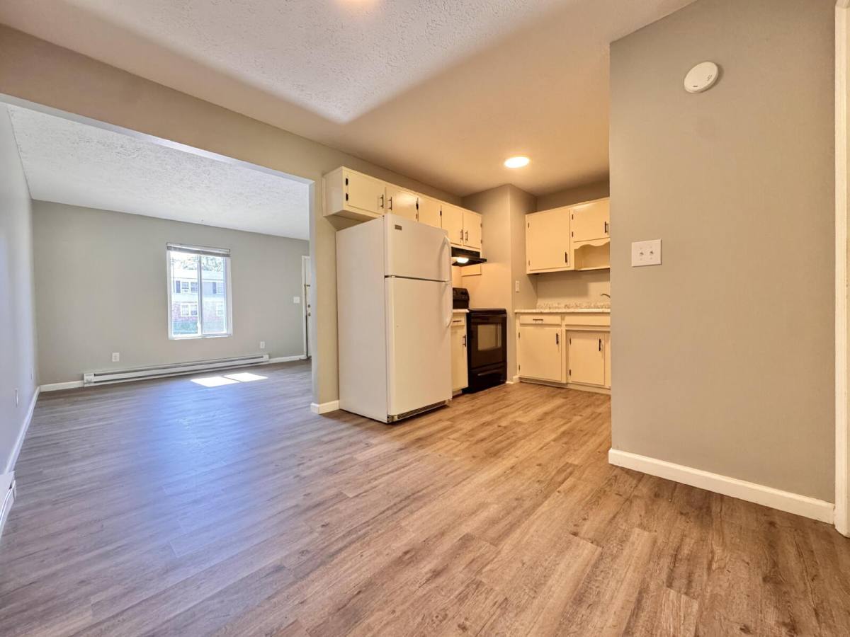 Apartment for rent at 417 Harrodswood Rd #A, Frankfort, KY 40601