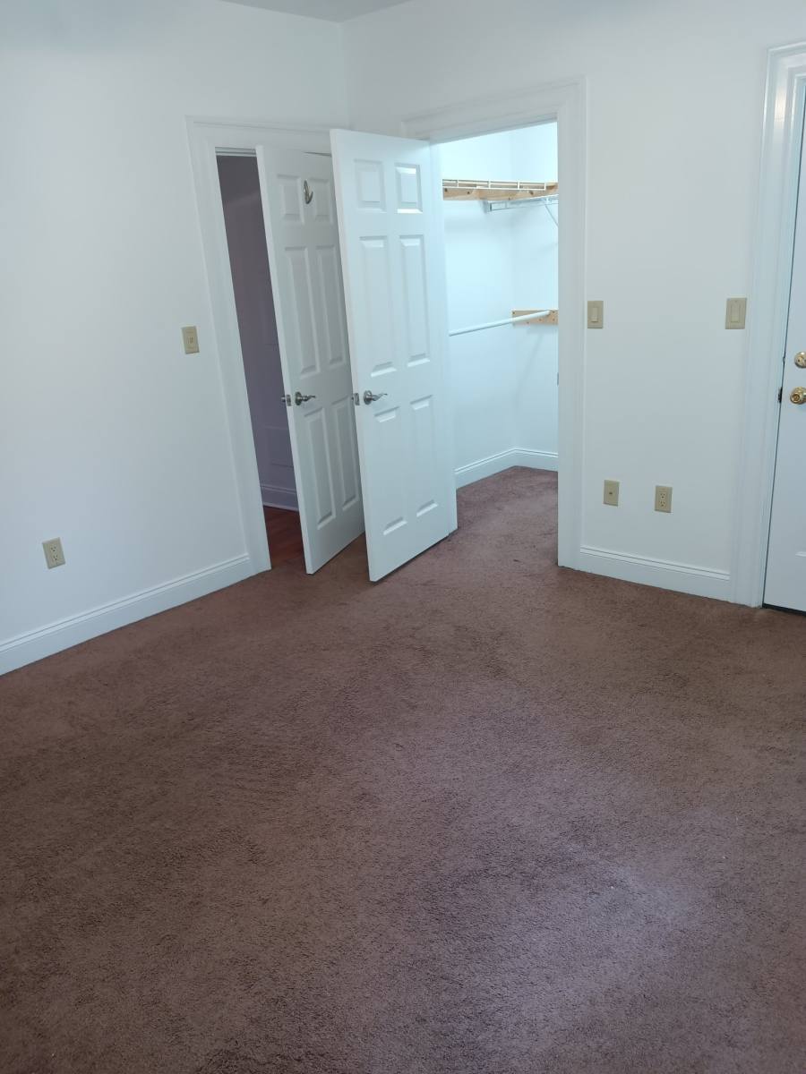 Apartment for rent at 152 Hallock St - 2nd #2, Pittsburgh, PA 15211