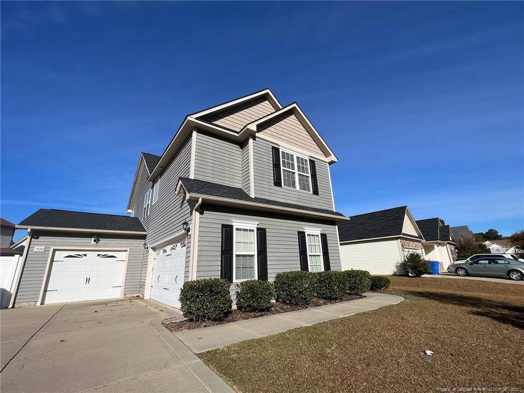 House for rent at 1820 Shady Knoll Lane, Fayetteville, NC 28314