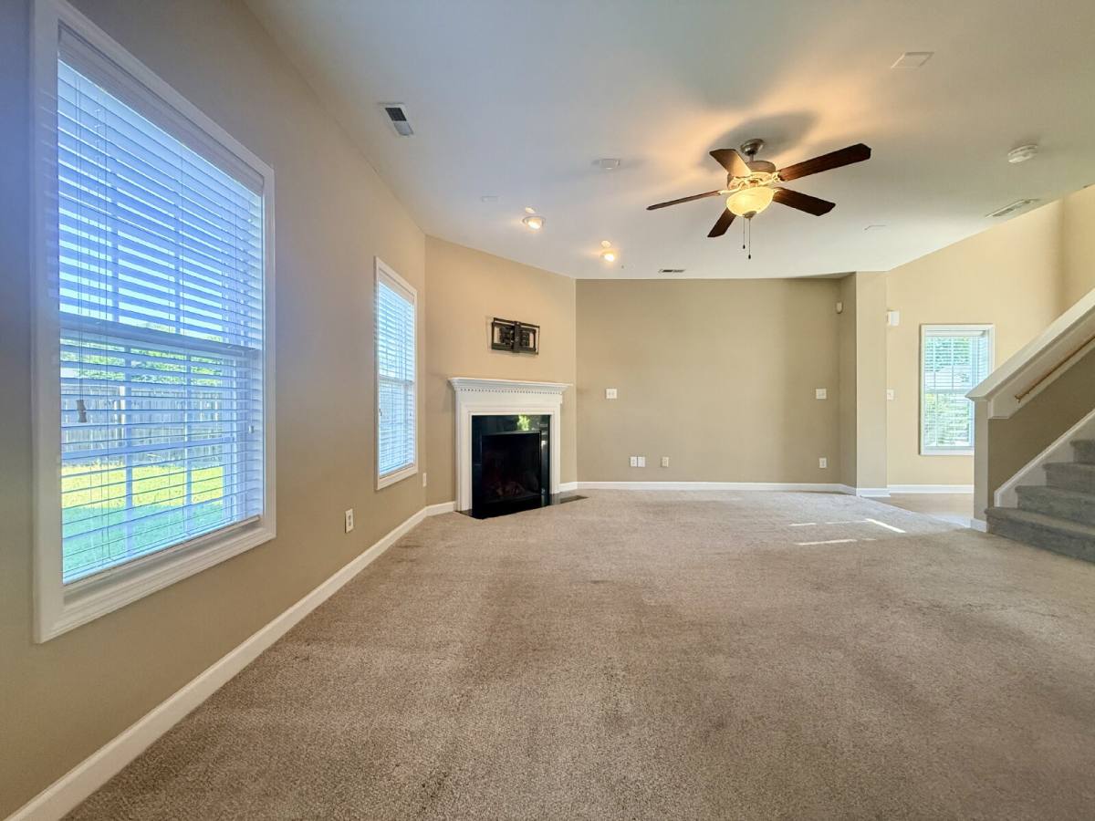 House for rent at 1820 Shady Knoll Lane, Fayetteville, NC 28314