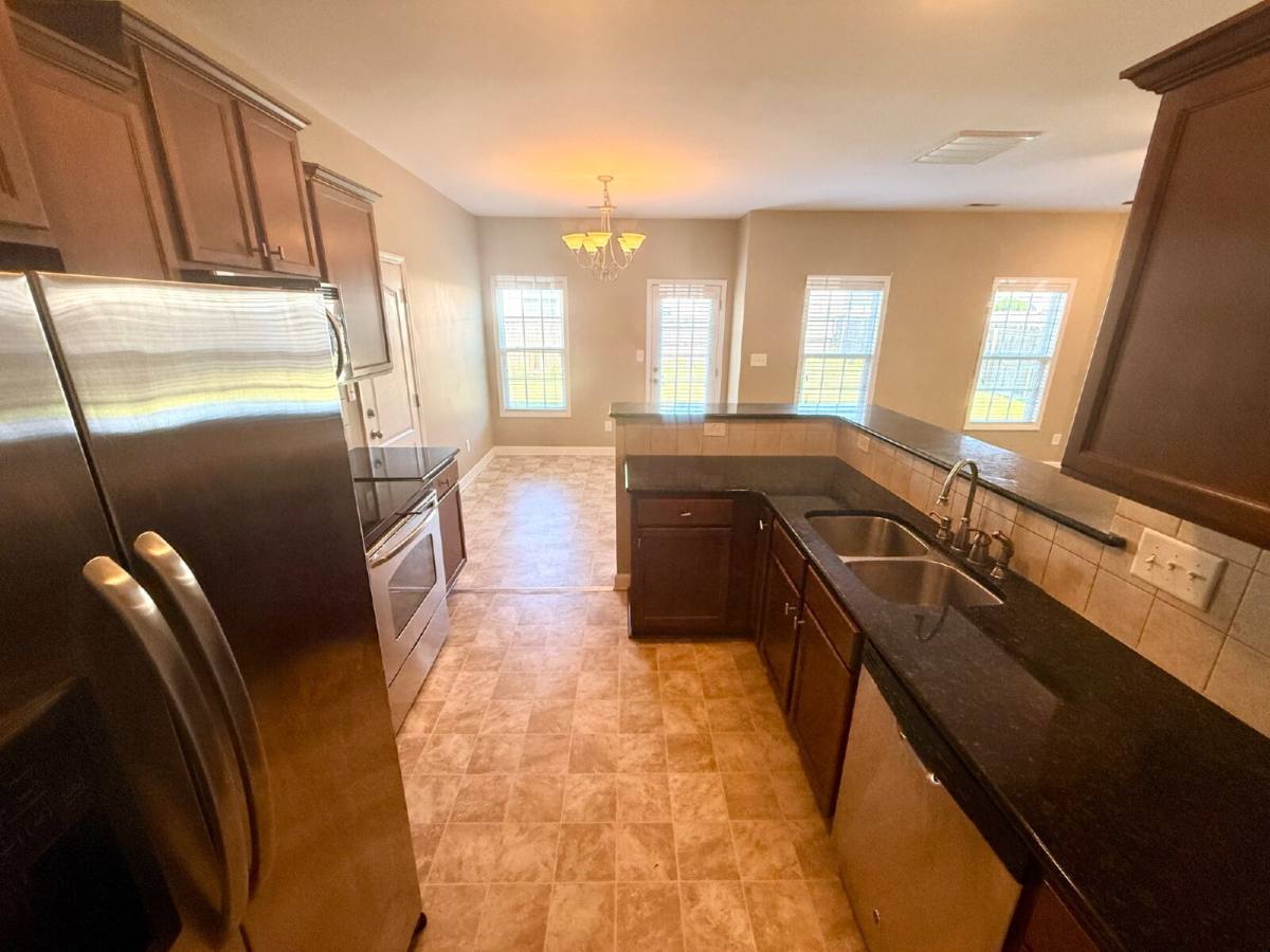 House for rent at 1820 Shady Knoll Lane, Fayetteville, NC 28314