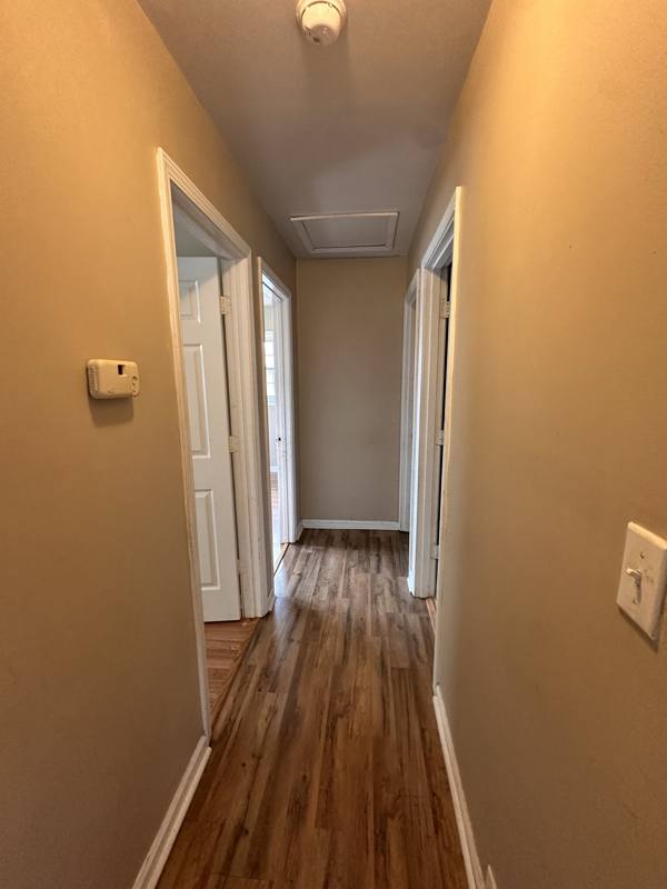 House for rent at 8403 Robin Hill Dr, Louisville, KY 40291