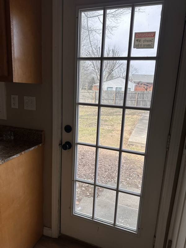 House for rent at 8403 Robin Hill Dr, Louisville, KY 40291