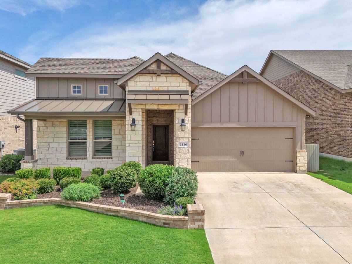 House for rent at 2336 Shorthorn Dr, Justin, TX 76247