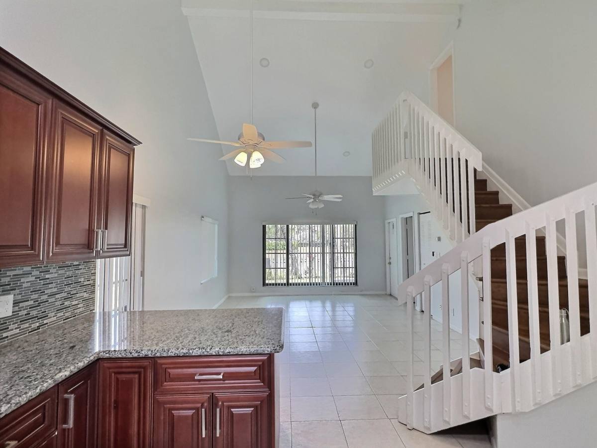 Townhouse for rent at 2652 Riverside Dr, Coral Springs, FL 33065