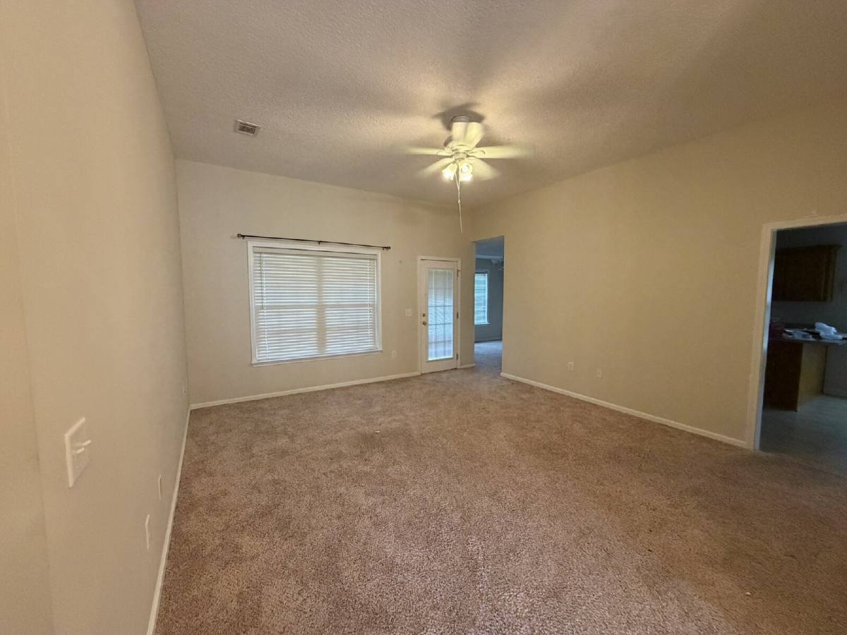 House for rent at 36 Madison Ave NE, Ludowici, GA 31316