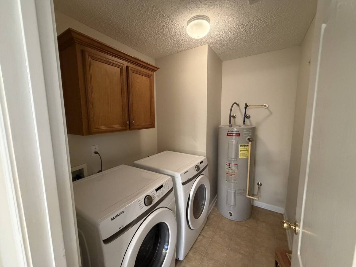 House for rent at 36 Madison Ave NE, Ludowici, GA 31316