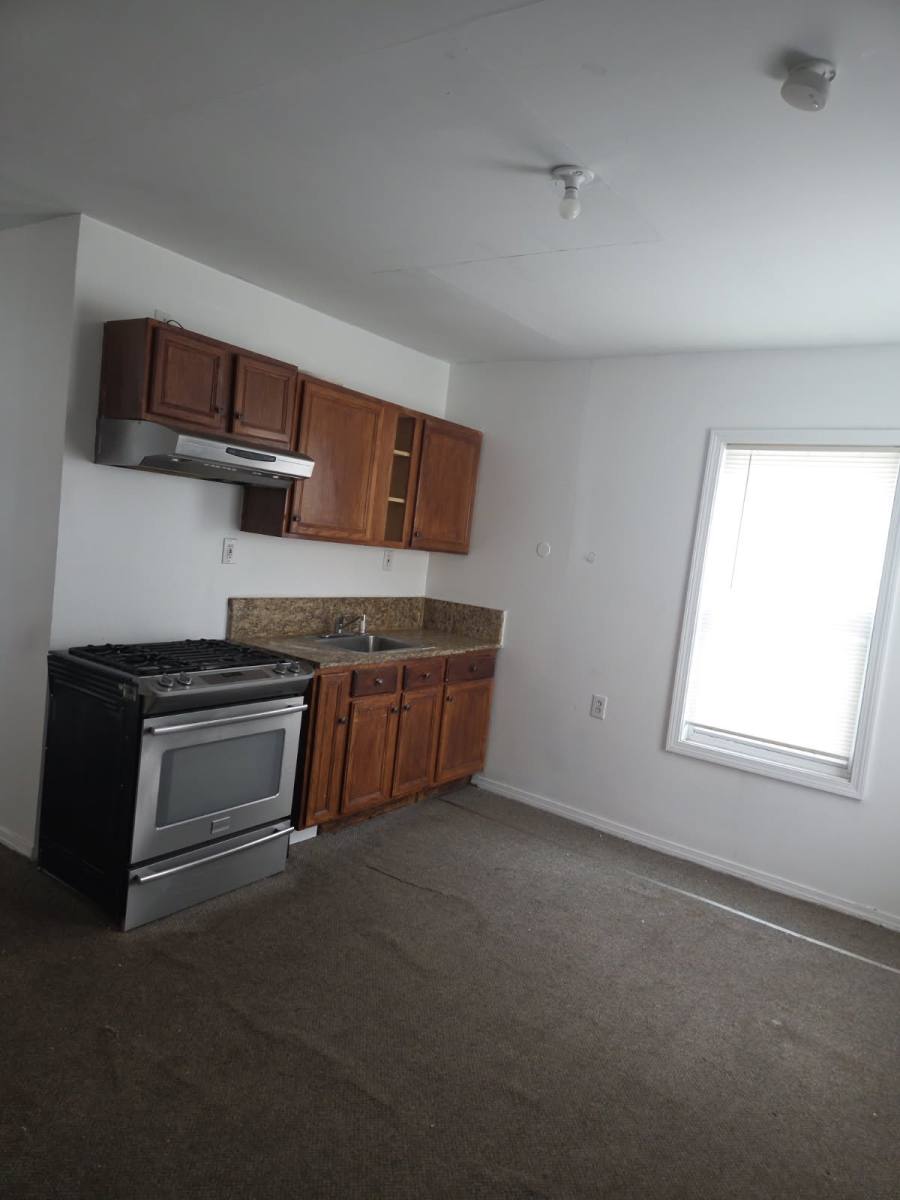 Apartment for rent at 60 S St #2, Waterbury, CT 06704