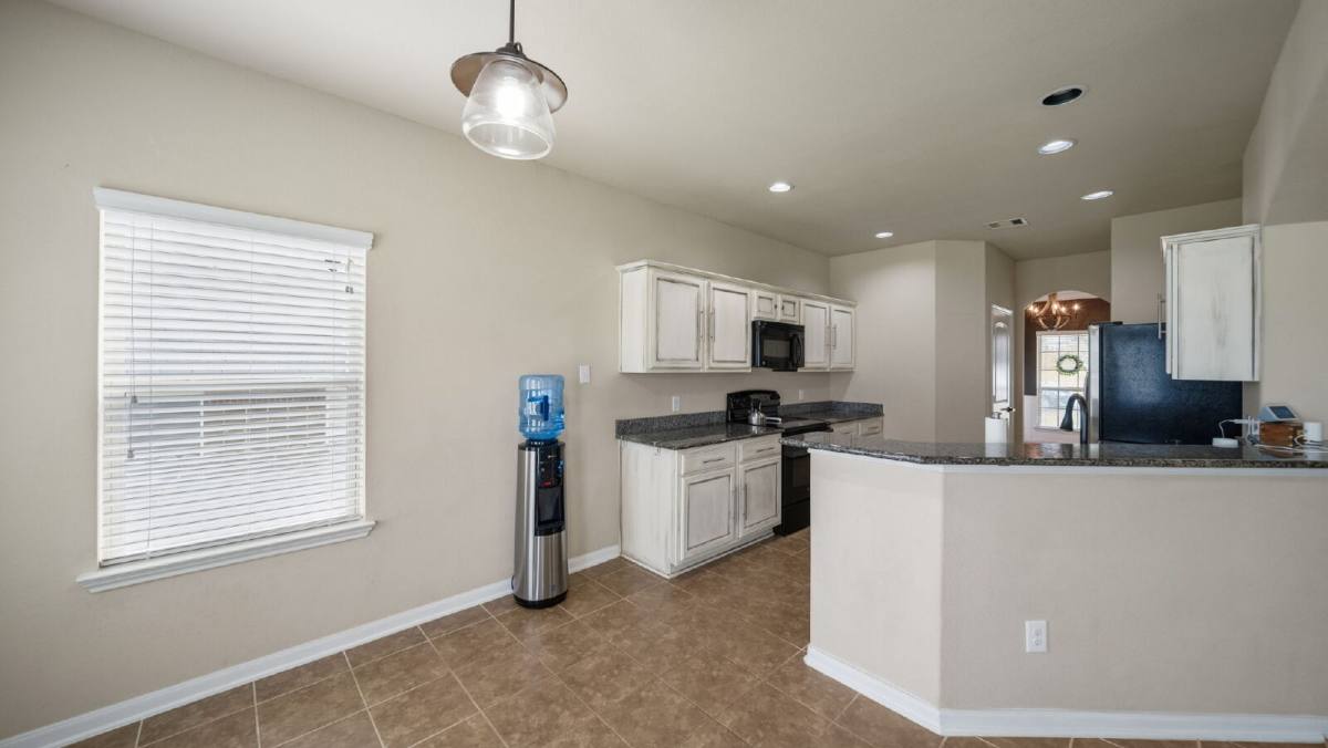 House for rent at 13092 Greenbriar Dr, Willis, TX 77318