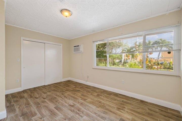 Apartment for rent at 5409 N Flagler Dr, West Palm Beach, FL 33407