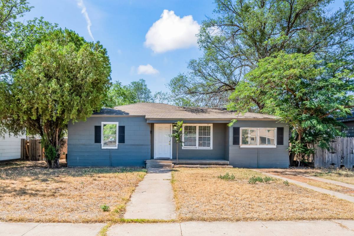 House for rent at 2605 41st St, Lubbock, TX 79413