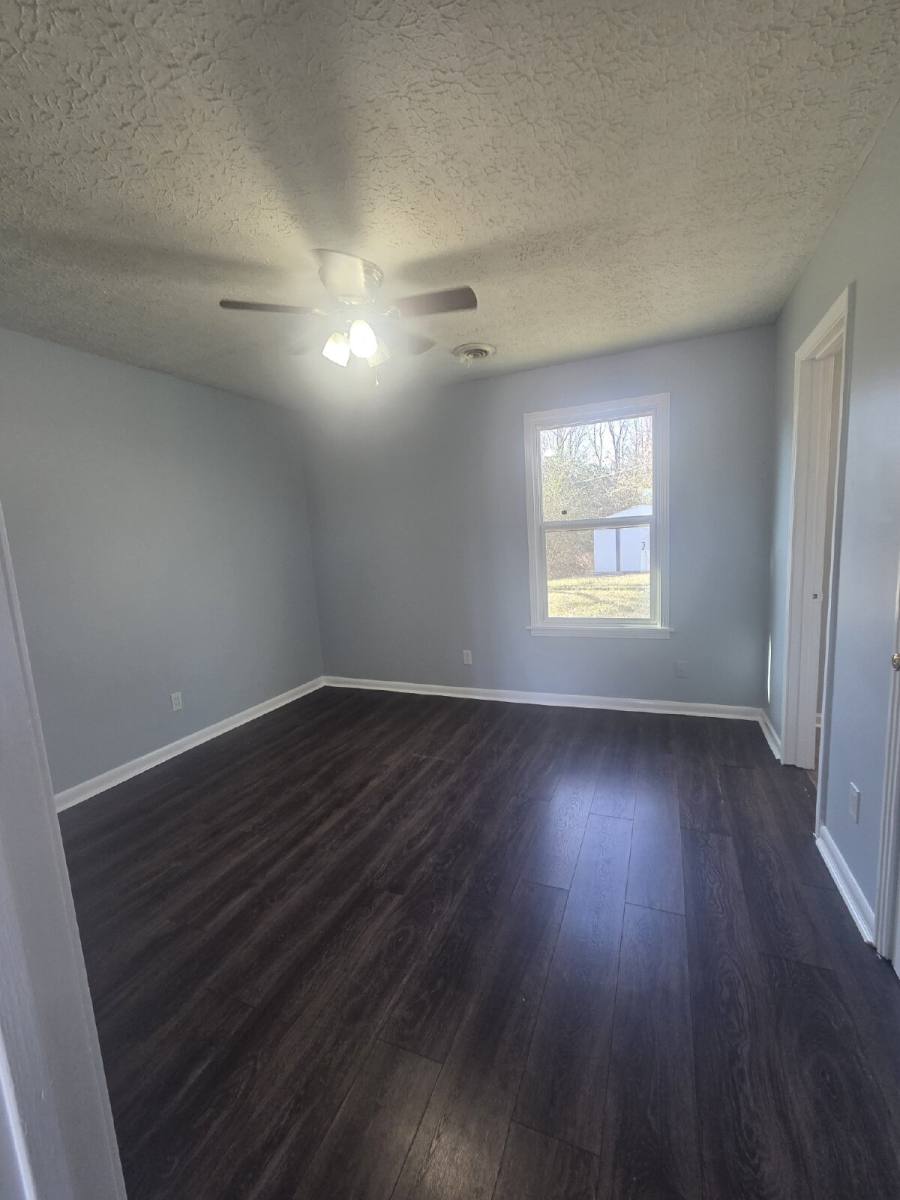 Townhouse for rent at 1165 Claylick Rd #B, White Bluff, TN 37187