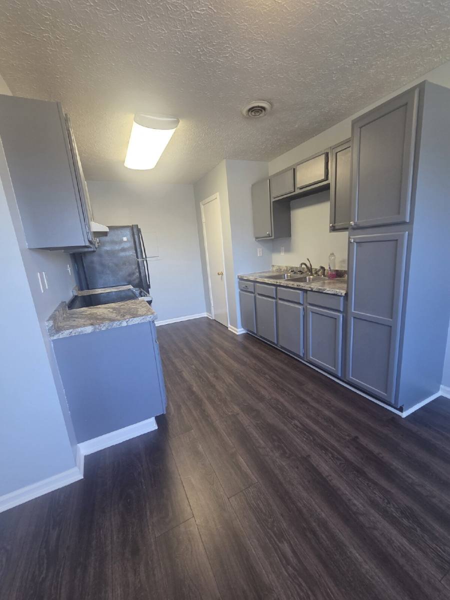 Townhouse for rent at 1165 Claylick Rd #B, White Bluff, TN 37187