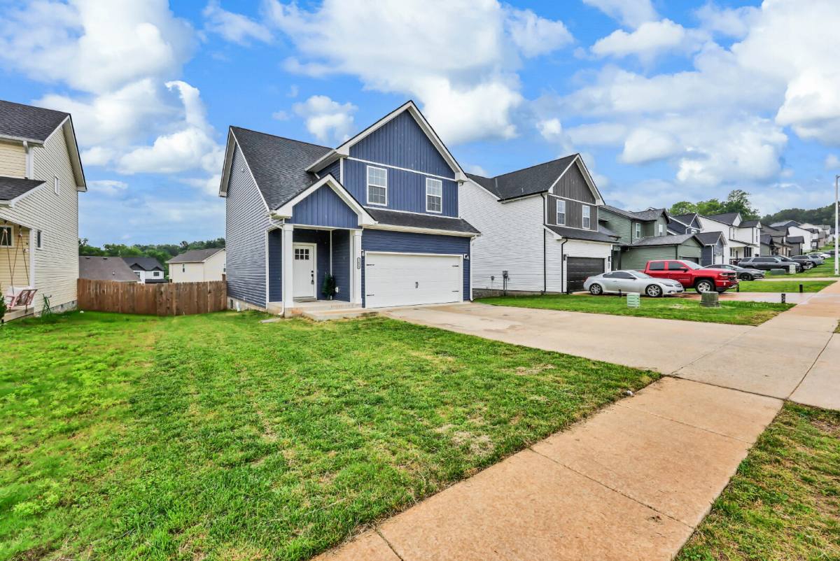 House for rent at 1436 Isaiah Dr, Clarksville, TN 37042