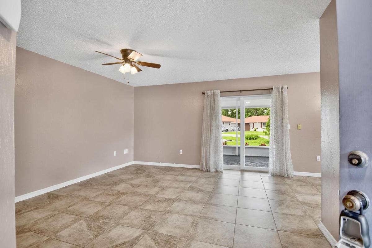 House for rent at 73B Buttonworth Dr, Palm Coast, FL 32137