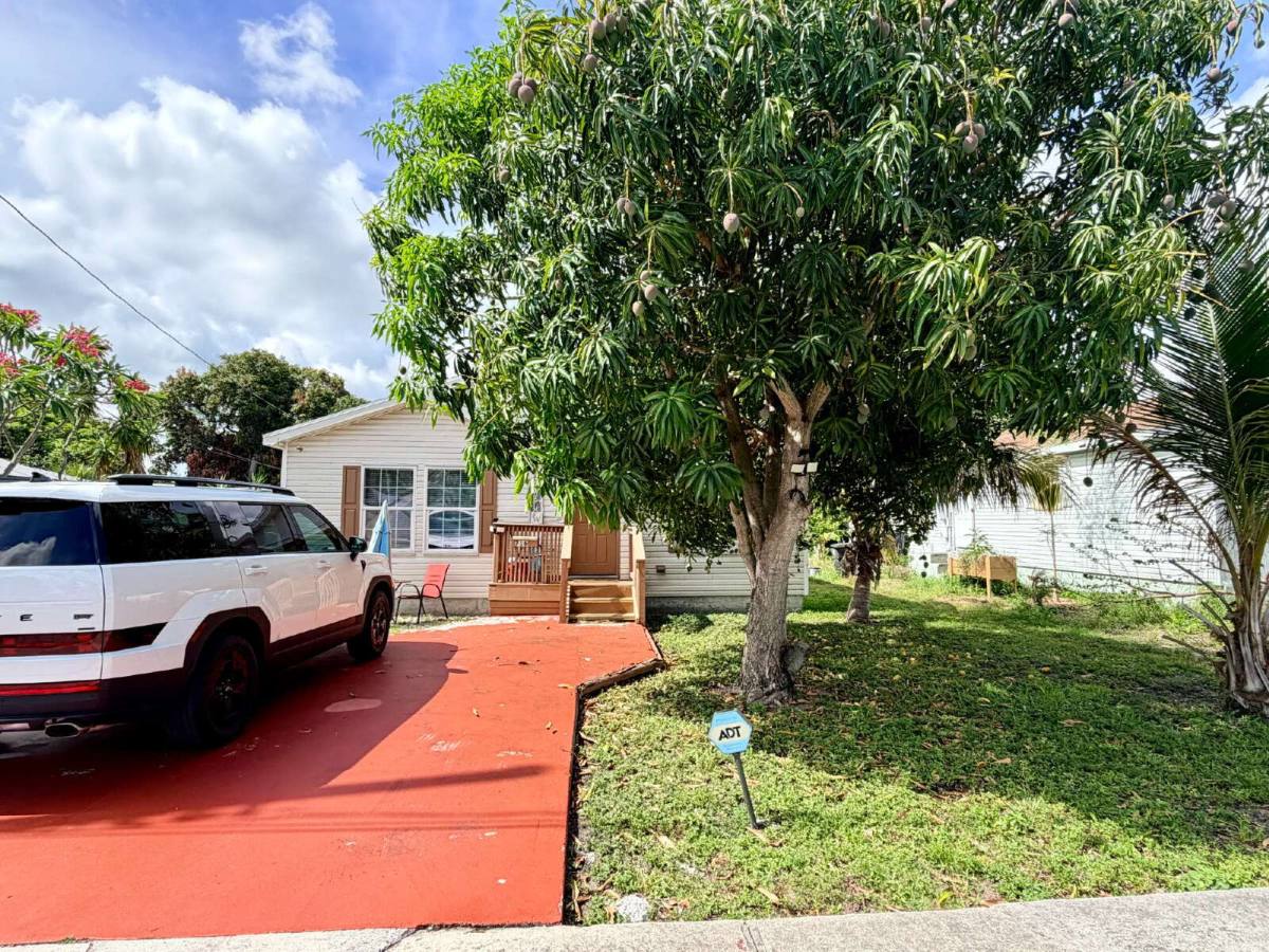 House for rent at 716 21st St, West Palm Beach, FL 33407