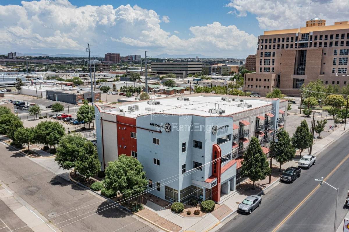 Apartment for rent at 950 4th St NW, Albuquerque, NM 87102